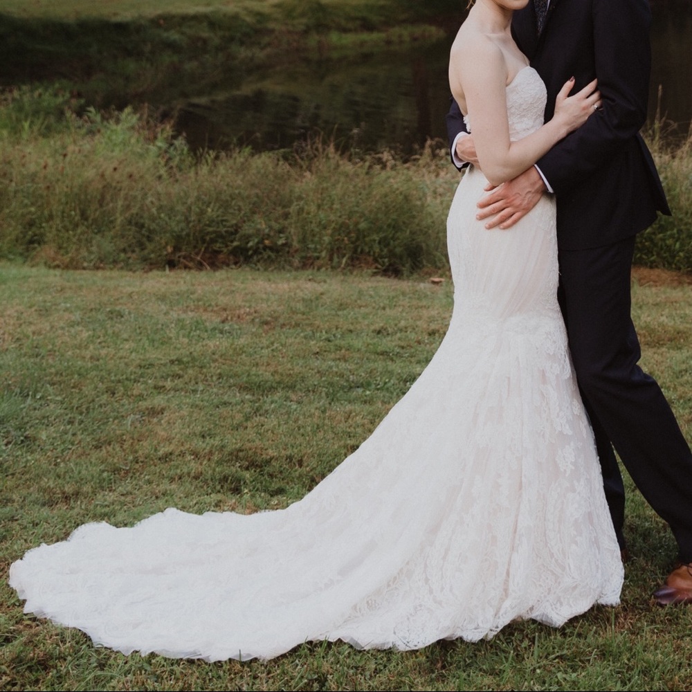 Ines di Santo Stunning Wedding Dress 👰😍